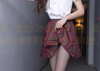 秀人网 – 悠悠YOYO的丝袜私拍，没想到这种小细节可以引发那么多幻想。