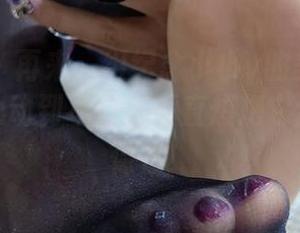 微密圈 – 再来一组纪念小小v的美图精选，一眼心动到不行，简直想把它全都疯狂保存！