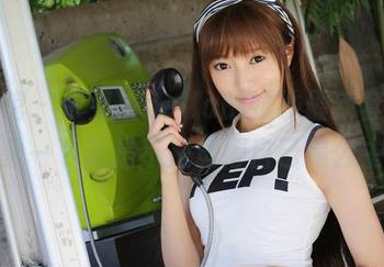美媛馆 – 佘贝拉bella的婚纱最新套图，想象一下她是不是觉得自己是公主？