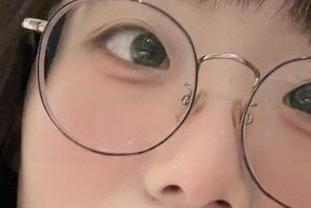 微密圈 – “胜利的小生活”：这套定制的写真，高清得说不出话来。