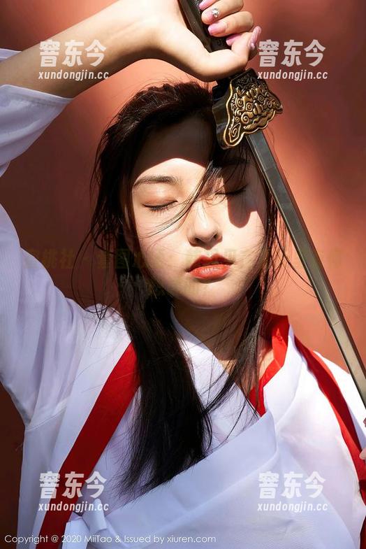 蜜桃社-韩贝贝 蜜桃社 - 套图心语:韩贝贝在夏天里有何想说的?