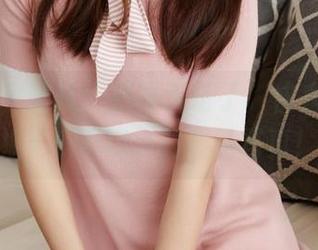 蜜桃社 – 妹妹，别再卖萌了，快来看韵莉娜VANILLA的最新写真！