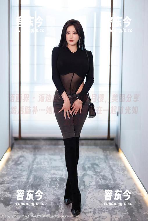 语画界-Chery绯月樱 语画界 - 海边的Chery绯月樱,美图分享然后脑补…她的沙滩鞋跟我在一起时光如金啊!