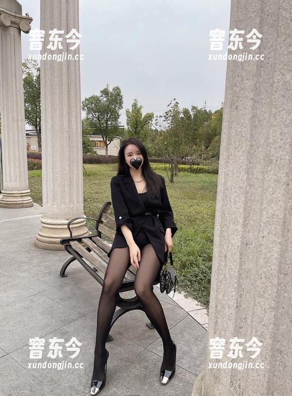 软妹小九九 微密圈 - 套图看这里!软妹小九九穿上蕾丝胖次,果然是个细节控。