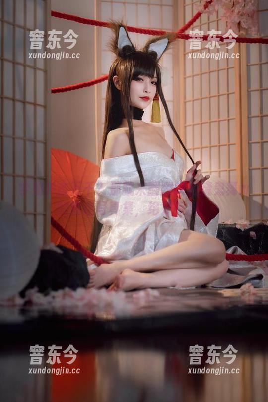 学姐神态万千？那就来翻翻铁板烧鬼舞w的精选写真集，绝对有料！