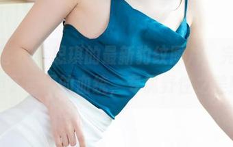 青豆客 – 陈思琪的最新豹纹图片，完美婉拒了普通的血统，专属野性之美！