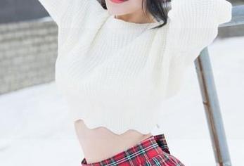 魅妍社 – 同样是JK，黄歆苑怎么就那么不一样？我在这高清写真里找到了一个别样的自己。