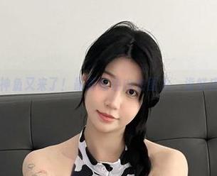 微密圈 – 鱼神鱼又来了！最新红色内衣图片，海鲜店快来围观！